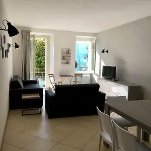 https://sonny-apartments.hotelinveneto.com